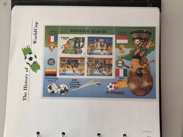 WM-Briefmarken-Album Seite 11