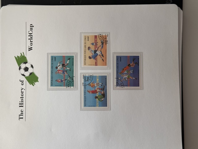 WM-Briefmarken-Album Seite 24
