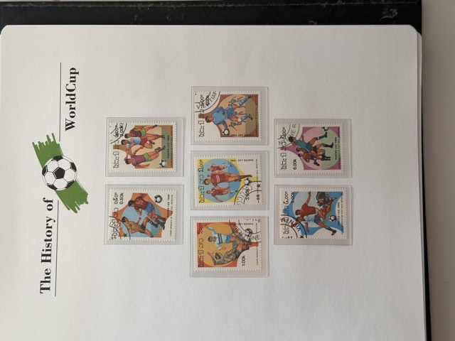 WM-Briefmarken-Album Seite 28
