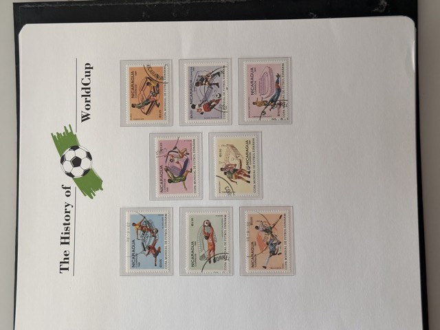 WM-Briefmarken-Album Seite 31
