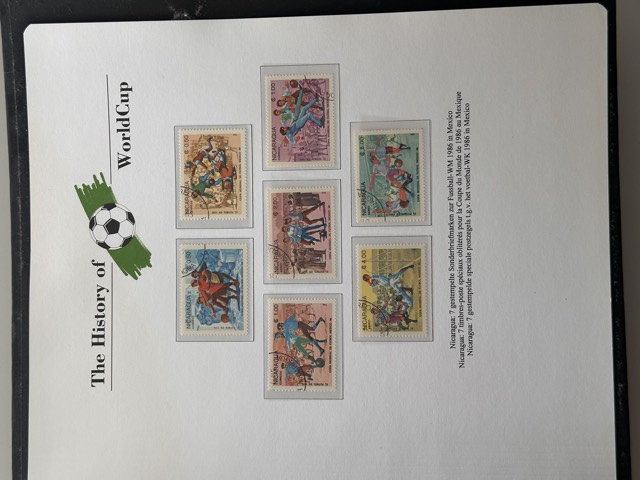WM-Briefmarken-Album Seite 68