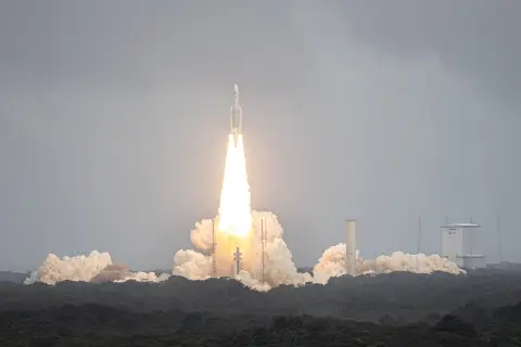 Start der Jupiter-Sonde JUICE auf einer Ariane 5