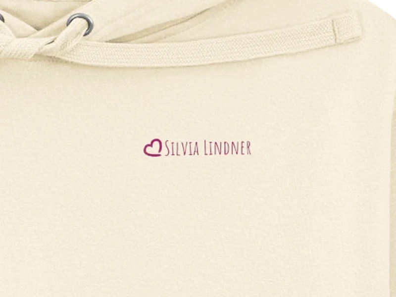 Close-up: hoodie with Silvia Lindner’s logo